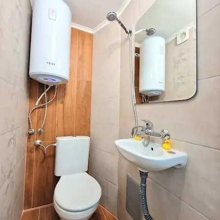 Yellow Apartament Warna