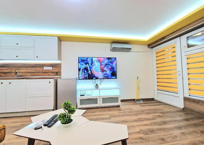 Yellow Апартаменти